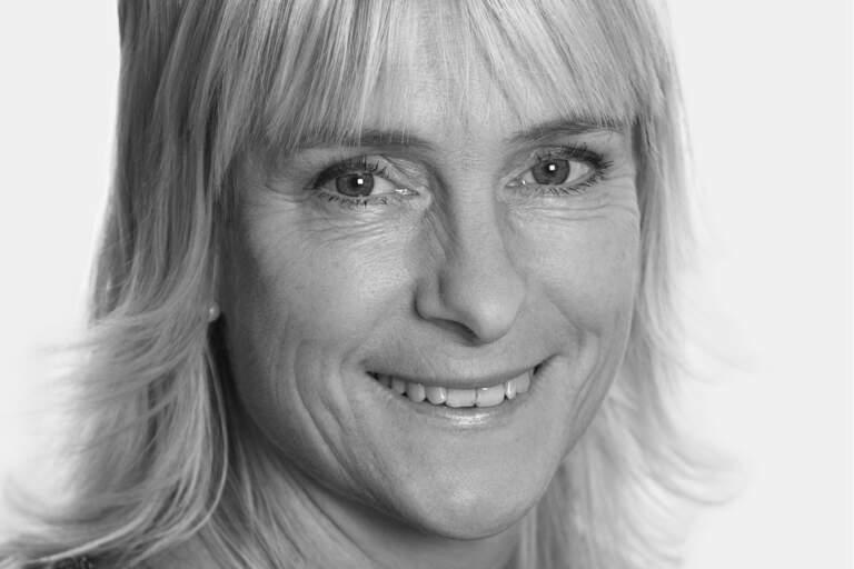Lena Vedin Almung